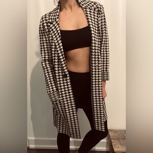RW&CO. Black and White Houndstooth Long Cardigan
